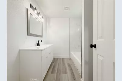 718 E 103rd Place, Los Angeles, CA 90002 - Photo 24