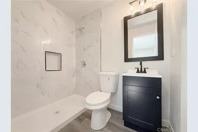 718 E 103rd Place, Los Angeles, CA 90002 - Photo 18