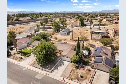 16070 Andover, Victorville, CA 92394 - Photo 4