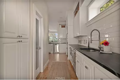 26385 Walnut Hills Drive, Lake Arrowhead, CA 92352 - Photo 32