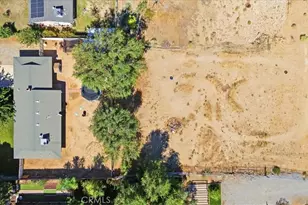 16523 Mackennas Gold Ave, Lake Los Angeles, CA 93591 - Photo 24