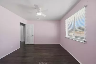 16523 Mackennas Gold Avenue, Lake Los Angeles, CA 93591 - Photo 10