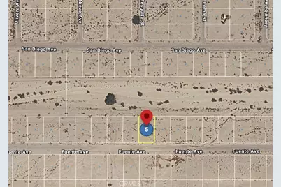 950 Fuente, Thermal, CA 92274 - Photo 2