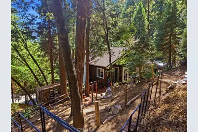 1044 Lausanne, Crestline, CA 92325 - Photo 56