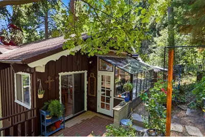 1044 Lausanne, Crestline, CA 92325 - Photo 50