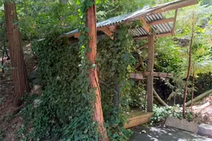 1044 Lausanne, Crestline, CA 92325 - Photo 54