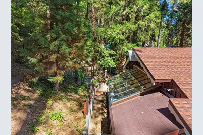 1044 Lausanne, Crestline, CA 92325 - Photo 60