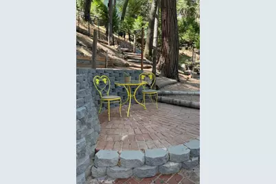 1044 Lausanne, Crestline, CA 92325 - Photo 46
