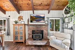 1044 Lausanne, Crestline, CA 92325 - Photo 32