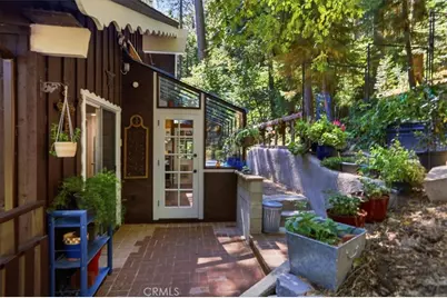 1044 Lausanne, Crestline, CA 92325 - Photo 54