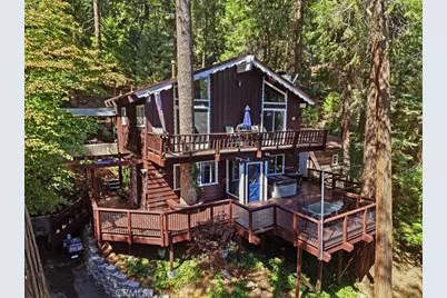 1044 Lausanne, Crestline, CA 92325 - Photo 2