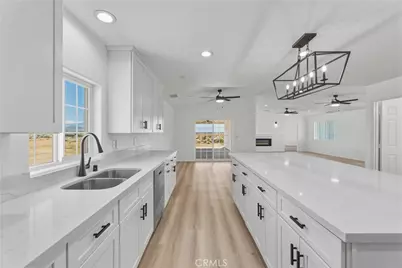 16925 Nanticoke Rd, Apple Valley, CA 92307 - Photo 14