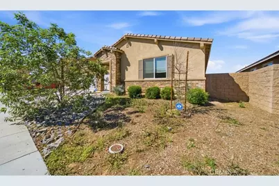 8660 Chester Avenue, Hesperia, CA 92344 - Photo 2