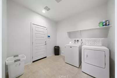 8660 Chester Avenue, Hesperia, CA 92344 - Photo 12