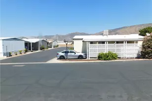35218 Fir Ave, Yucaipa, CA 92399 - Photo 6