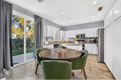 11992 Greenbluff, Yucaipa, CA 92399 - Photo 10