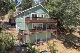 30979 Summit Dr, Running Springs, CA 92382 - Photo 32