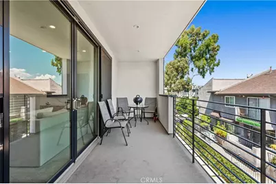 971 N Starlight Court, Los Angeles, CA 90029 - Photo 38