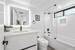 971 N Starlight Ct, Los Angeles, CA 90029 - Photo 22
