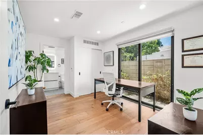 971 N Starlight Court, Los Angeles, CA 90029 - Photo 20