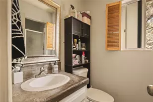 1214 Aleutian, Lake Arrowhead, CA 92352 - Photo 24