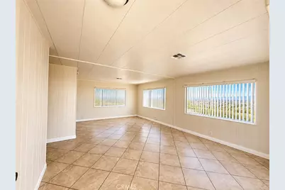 1020 Clayton, Perris, CA 92570 - Photo 12