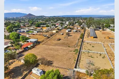 4479 Corona, Norco, CA 92860 - Photo 42