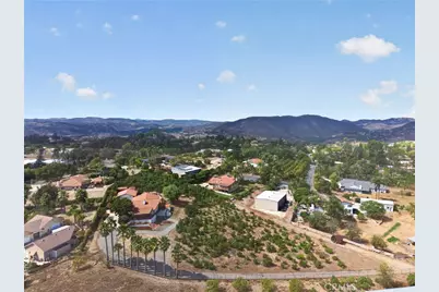 2801 E Mission Road, Fallbrook, CA 92028 - Photo 56