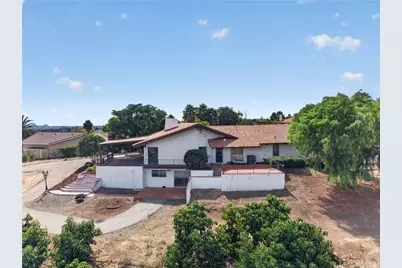 2801 E Mission Road, Fallbrook, CA 92028 - Photo 32