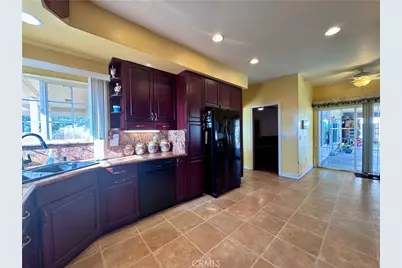 25701 Alto, San Bernardino, CA 92404 - Photo 20