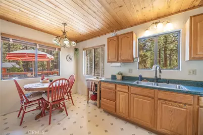 1971 Fern, Big Bear City, CA 92314 - Photo 18