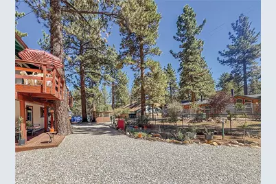 1971 Fern, Big Bear City, CA 92314 - Photo 40