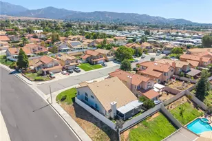 10960 Larkspur, Yucaipa, CA 92399 - Photo 34