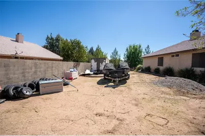 7141 Redwood Street, Hesperia, CA 92345 - Photo 26