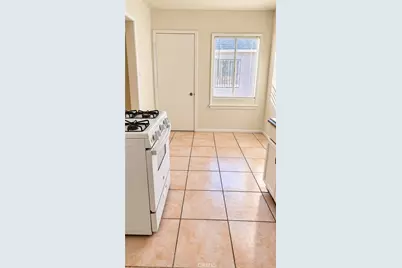 1152 N Acacia Ave, San Bernardino, CA 92410 - Photo 4