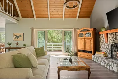 28165 Grenoble, Lake Arrowhead, CA 92352 - Photo 2