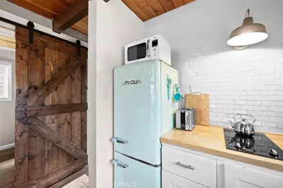 108 Pine, Sugarloaf, CA 92386 - Photo 6