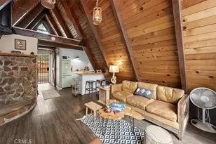 108 Pine, Sugarloaf, CA 92386 - Photo 2