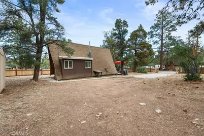108 Pine, Sugarloaf, CA 92386 - Photo 16