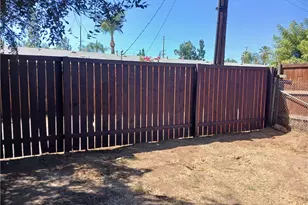 701 11th St, Redlands, CA 92374 - Photo 14