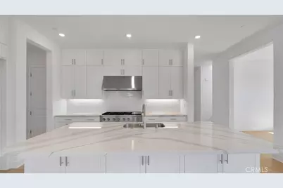 201 Briar Moon, Irvine, CA 92618 - Photo 6