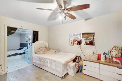 18883 6th, Bloomington, CA 92316 - Photo 12