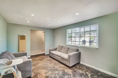 18883 6th, Bloomington, CA 92316 - Photo 10