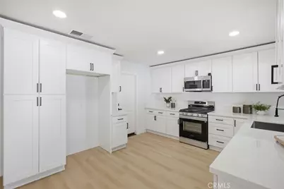 1529 E Hazeltine Street, Ontario, CA 91761 - Photo 8