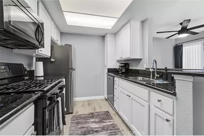 16377 Lakeshore #2B, Lake Elsinore, CA 92530 - Photo 10