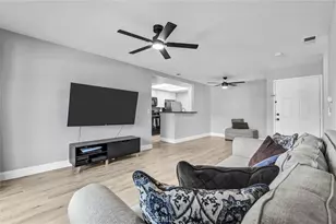 16377 Lakeshore, Lake Elsinore, CA 92530 - Photo 4
