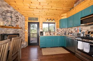 1127 Crags Ln, Fawnskin, CA 92333 - Photo 12