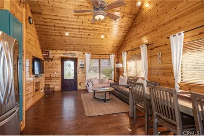 1127 Crags Lane, Fawnskin, CA 92333 - Photo 14