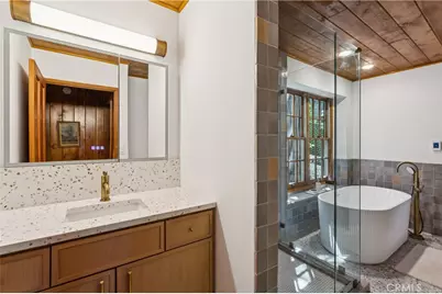 425 Golf Course Way, Lake Arrowhead, CA 92352 - Photo 18