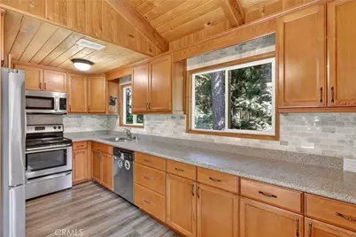 1147 Jungfrau Drive, Crestline, CA 92325 - Photo 10